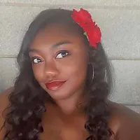 Briana Lee