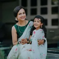 Bhagyashree & Eesha