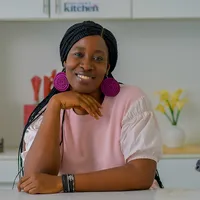 Lola Osinkolu