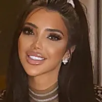 Chloe Khan