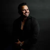 Chris Benavides