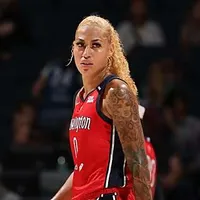 Shakira Austin