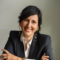 Aviva Romm MD