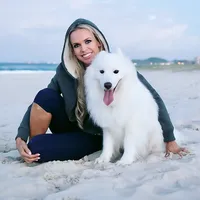 Dr Alex Hynes-Bondi