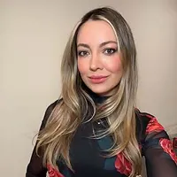 Lyana Begret See