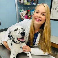 Dr. Lindsay Butzer