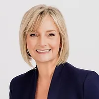 Lisa Larter