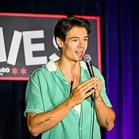 Mario Adrion