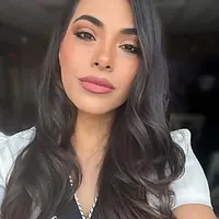 Mayra Flores