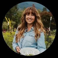 Melissa K Norris
