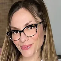 Mia Taylor