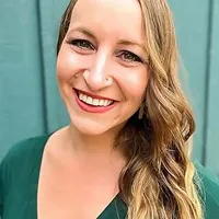 Naomi Seifter