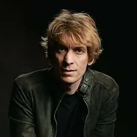 Sean Tucker
