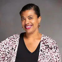 Stacie Raye