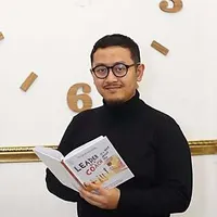 Dr. Surya Kresnanda