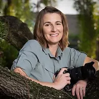 Suzi Eszterhas