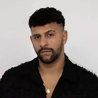 Theo Mayne