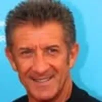 Ezio Greggio