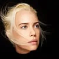 Lara-Isabelle Rentinck