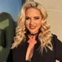 Sarah Knappik
