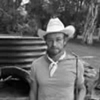 Simon Baker