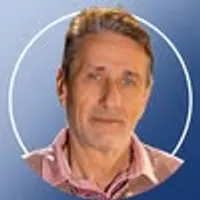 Steve Holmes