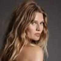 Toni Garrn